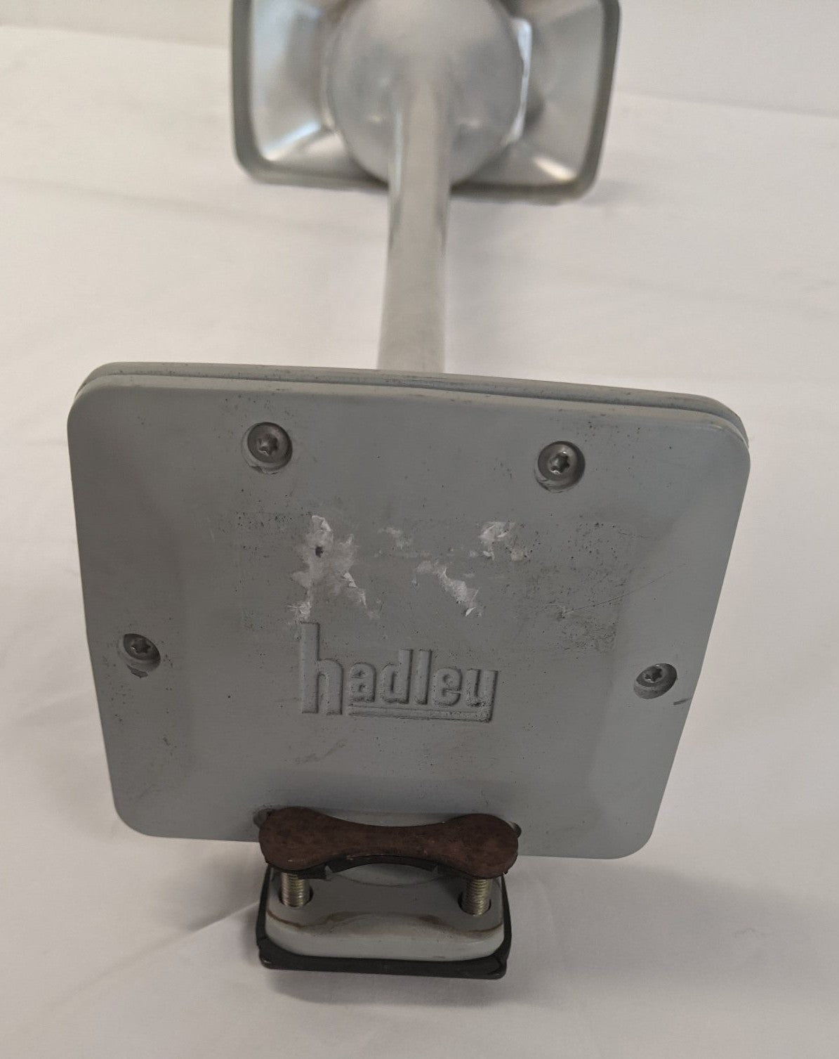 Used FTL 26" Bright Rectangular Air Horn w/ Bell Mount - P/N 22-58124-000