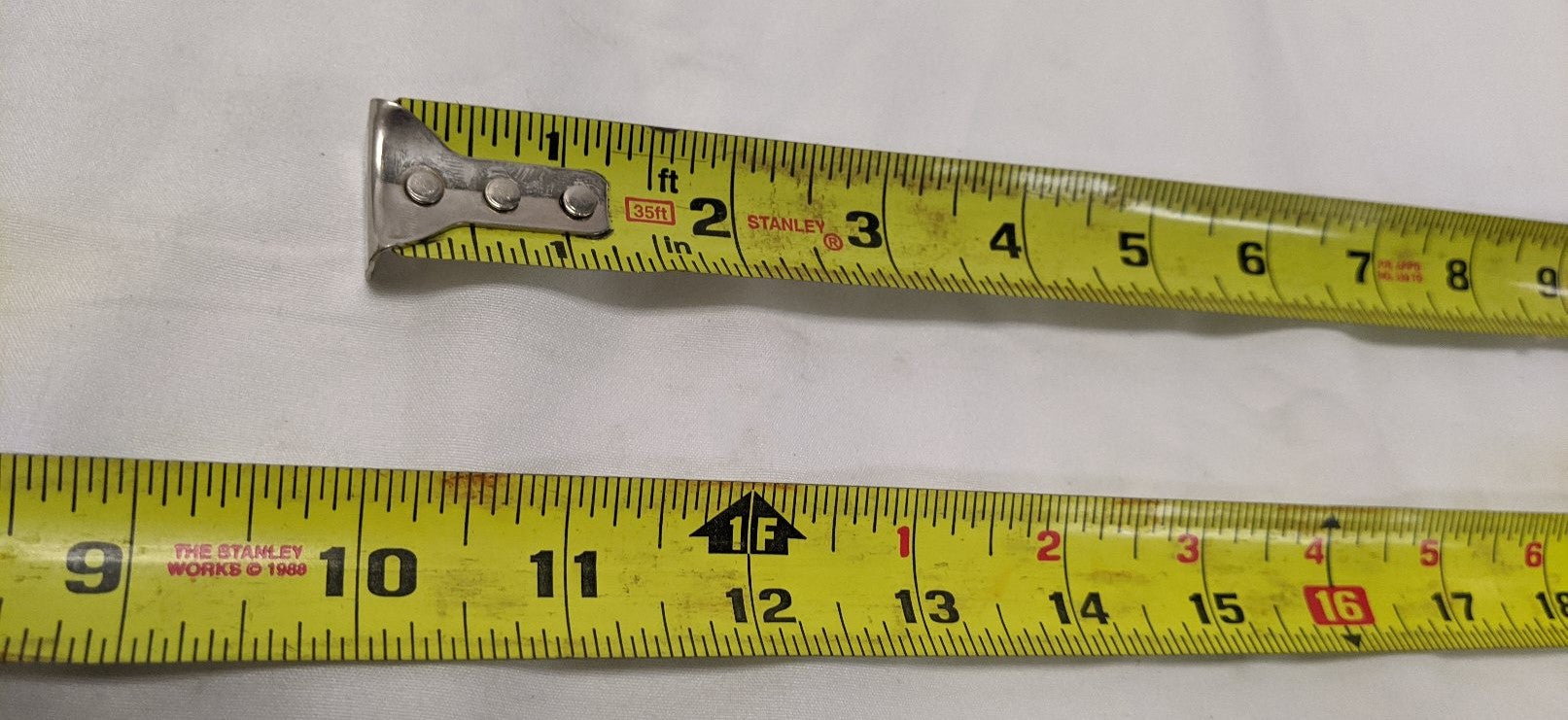 Stanley PowerLock Tape Measure 35 FT Lot of 2 - 1" Blade Belt Clip 33-835