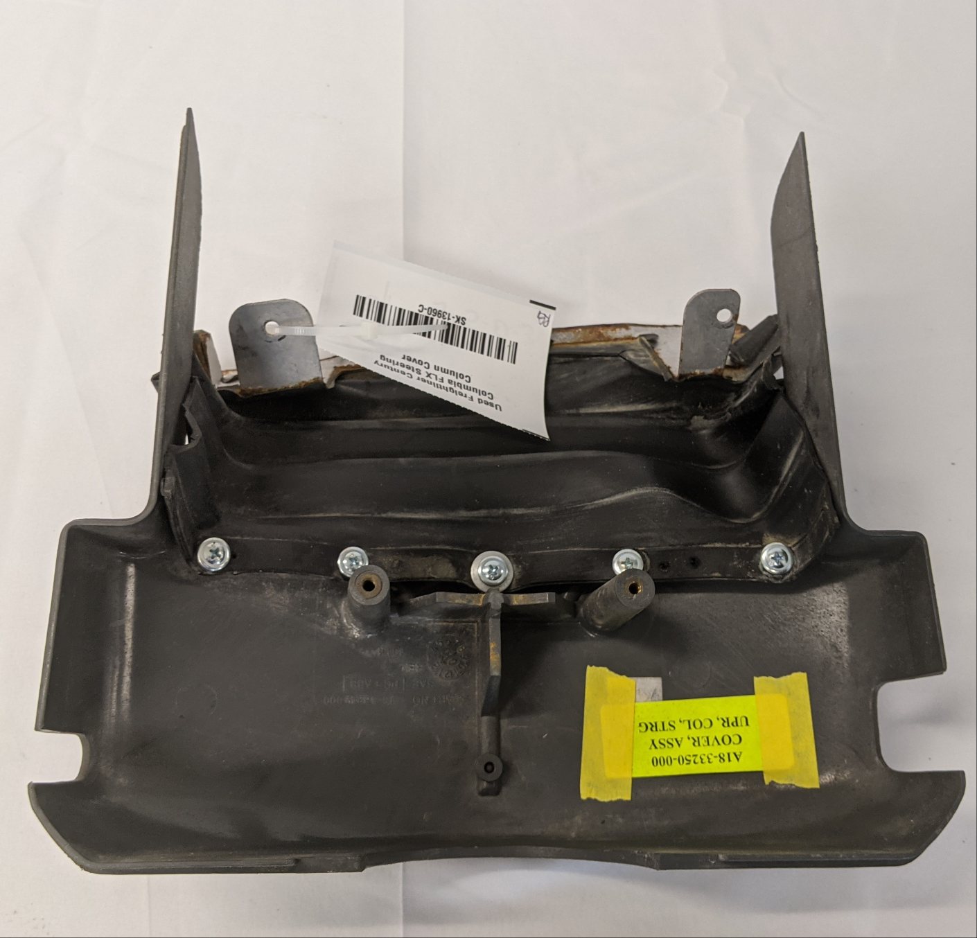 Used Freightliner Century Columbia FLX Steering Column Cover - P/N A18-33250-000 (10042807910716)