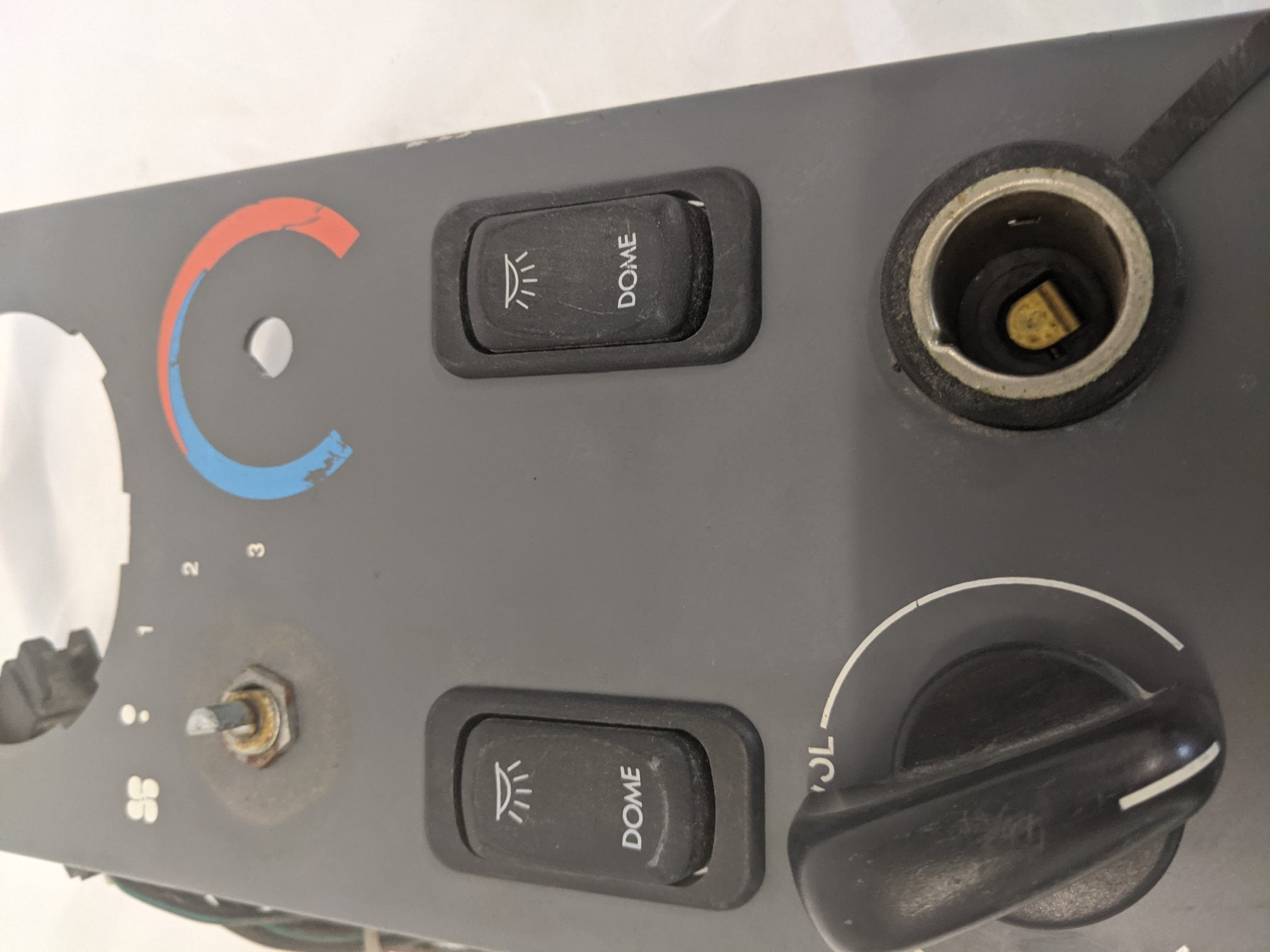 Used Freightliner Columbia Sleeper Box Control Panel -  P/N 22-46623-004