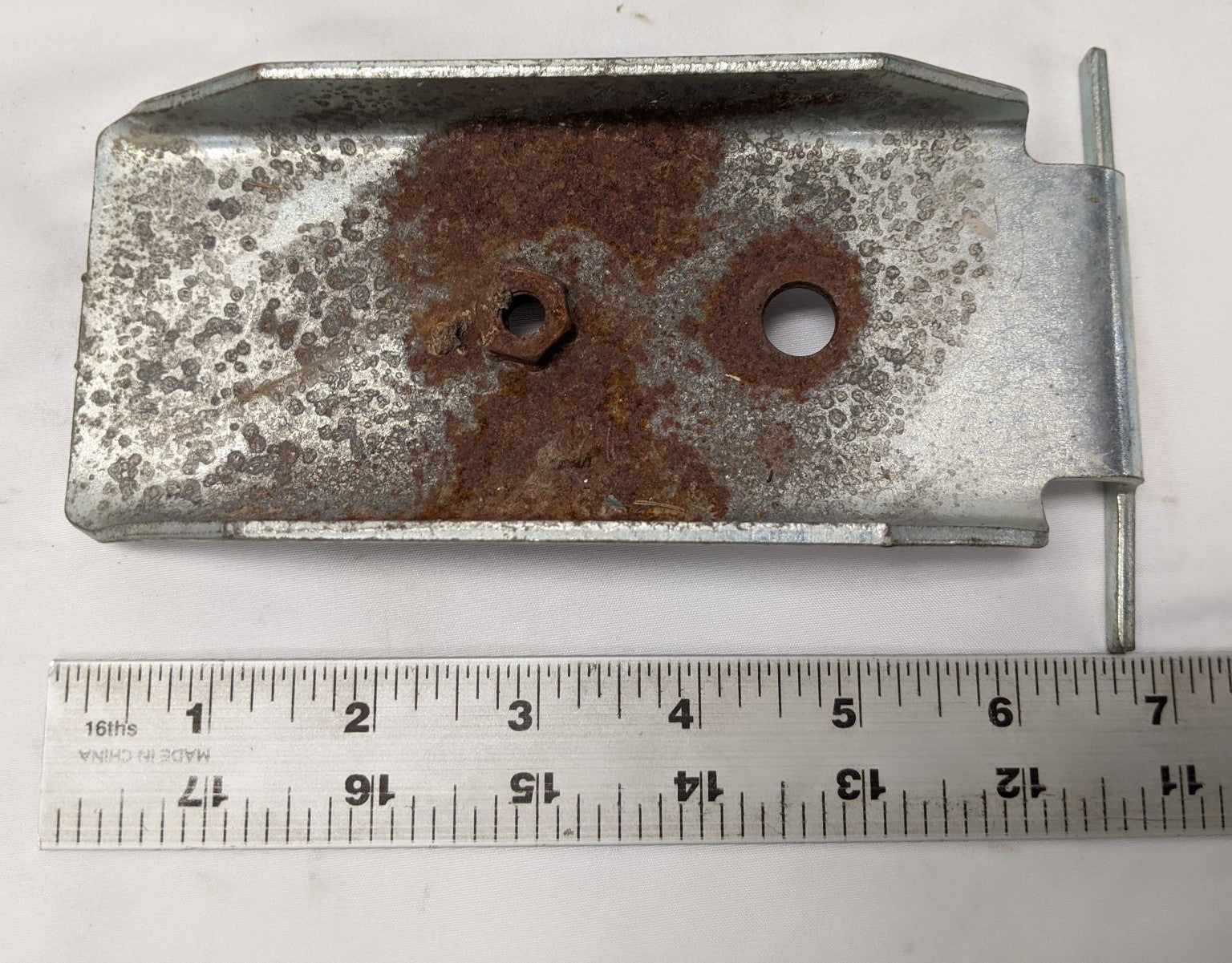 Freightliner Tread Deck Plate Bracket (A22-57932-002) - Lot of 4