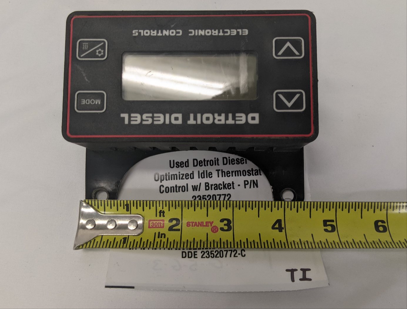 Used Detroit Diesel Optimized Idle Thermostat Control w/ Bracket - P/N 23520772