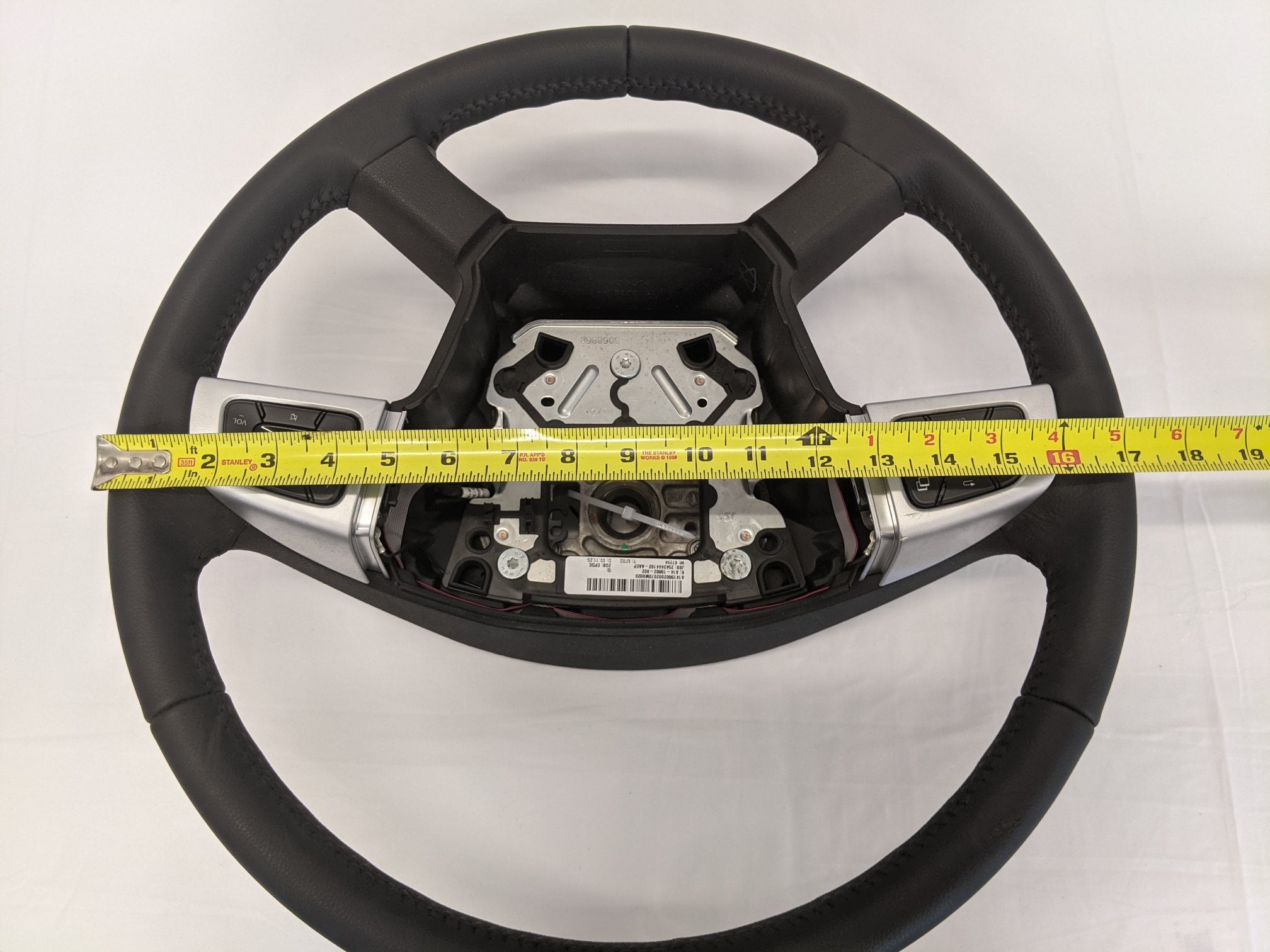 Used Freightliner Chrome Switch Leather Steering Wheel - P/N  A14-19802-002 (6816128008278)