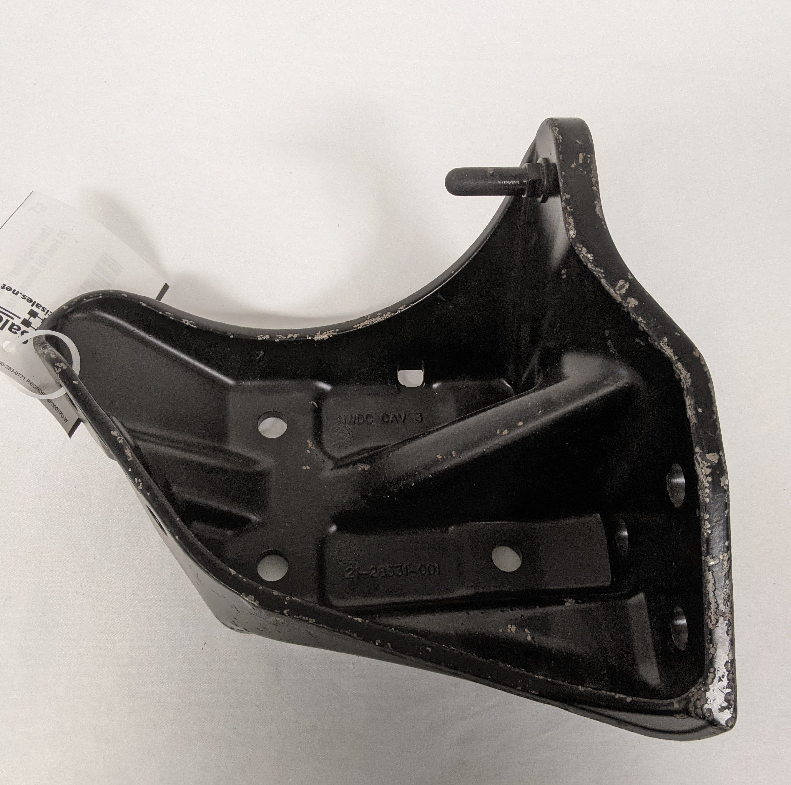 Used Freightliner Cascadia P3 Front RH Bumper Bracket - P/N 21-28531-001 (4994512257110)