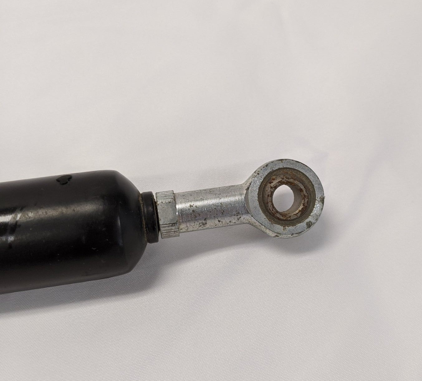 Used Freightliner Cascadia P3 34" Hood Tilt Assist Strut - P/N A17-19230-000