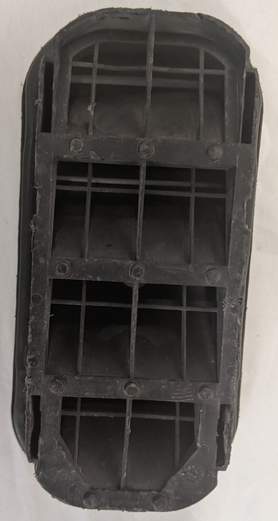 Freightliner Columbia Cab Vent Exhauster (A 901 830 00 42) - Used