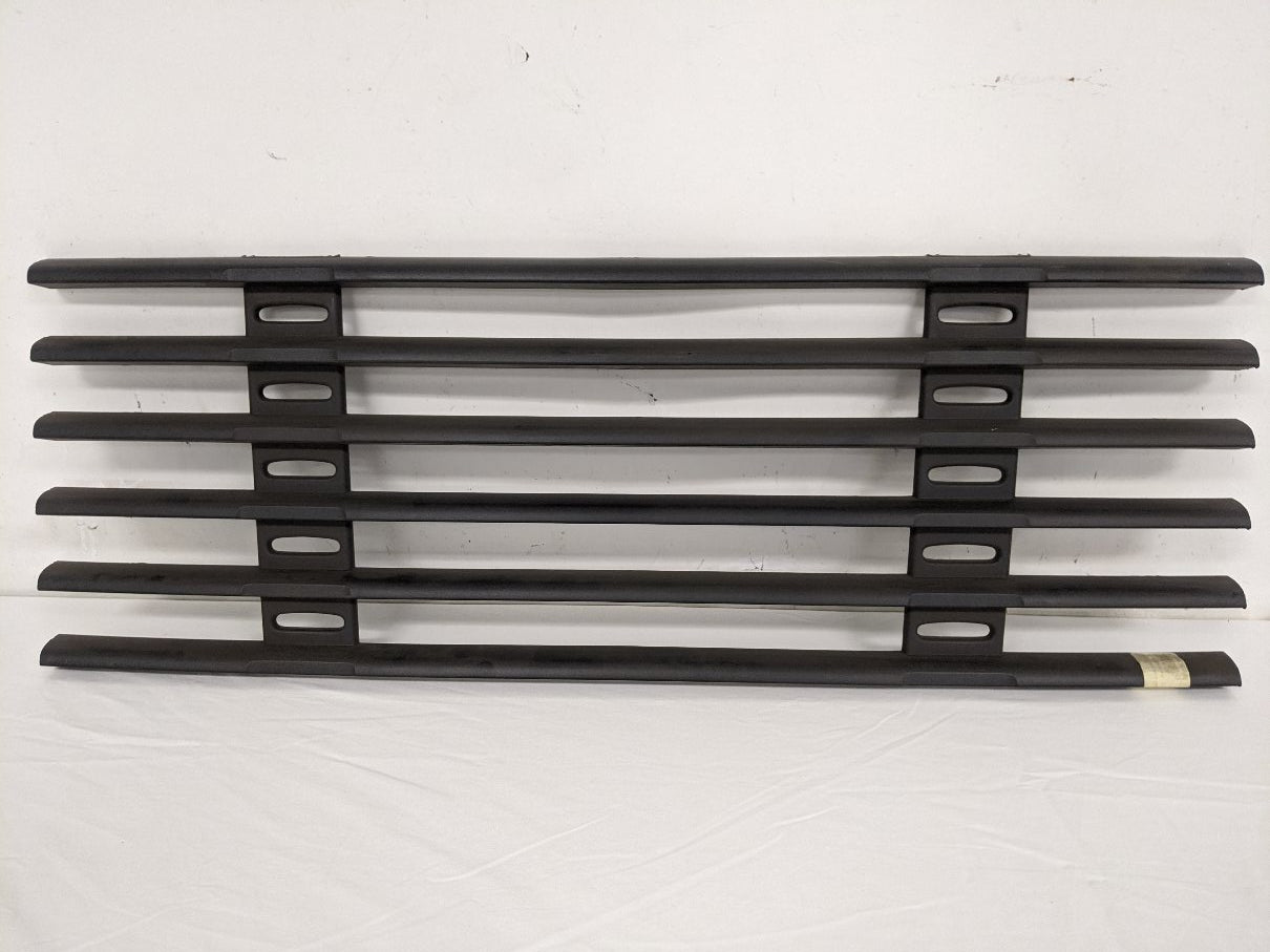 Freightliner M2 106 Radiator Mounted Grille - P/N 17-14626-006 (9038289109308)