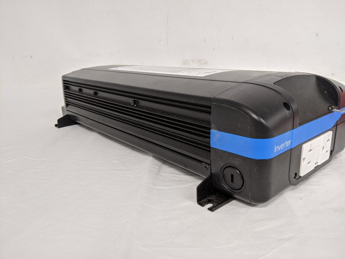 Used Eaton 12.1 V 1800W No Charge Inverter - A66-06279-001 (9082526957884)