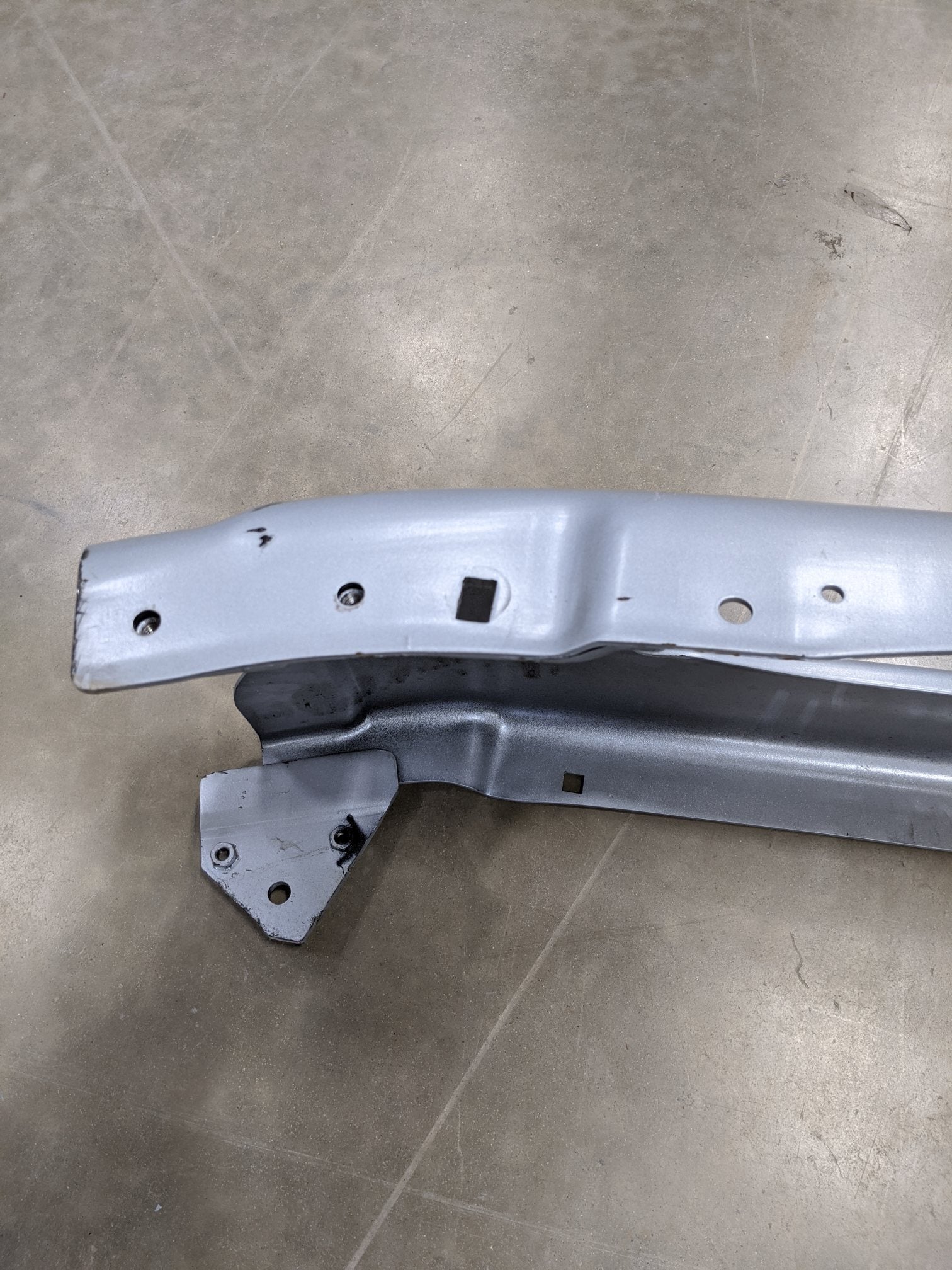 Damaged Freightliner M2 Painted Steel Center Bumper - P/N  A21-28177-007 (4574190010454)