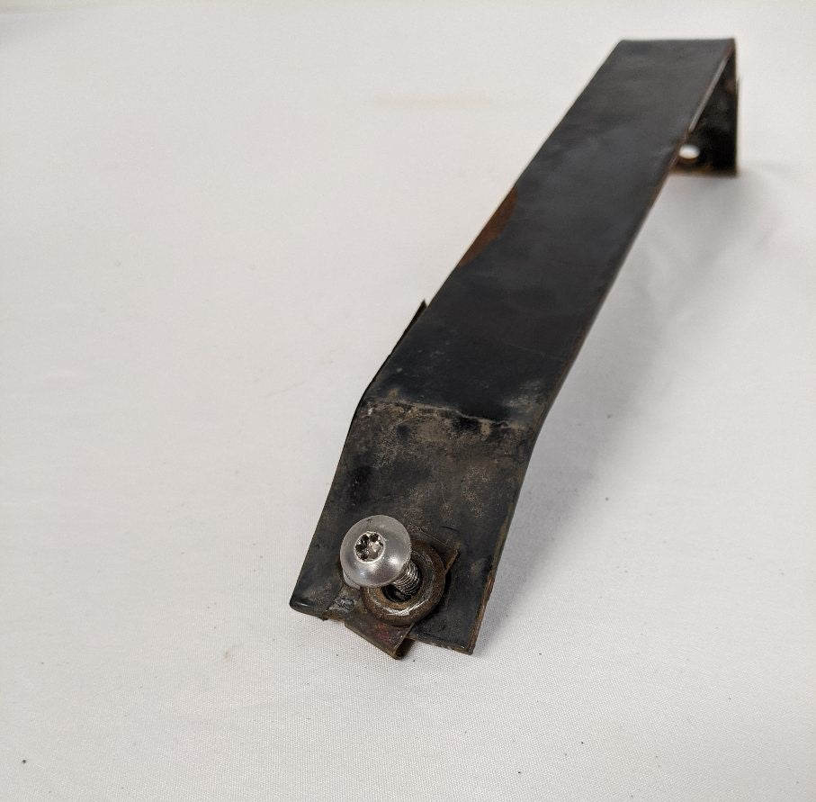 Used Rear Panel Sleeper Skirt Bracket - P/N 18-67461-000 (9075596689724)
