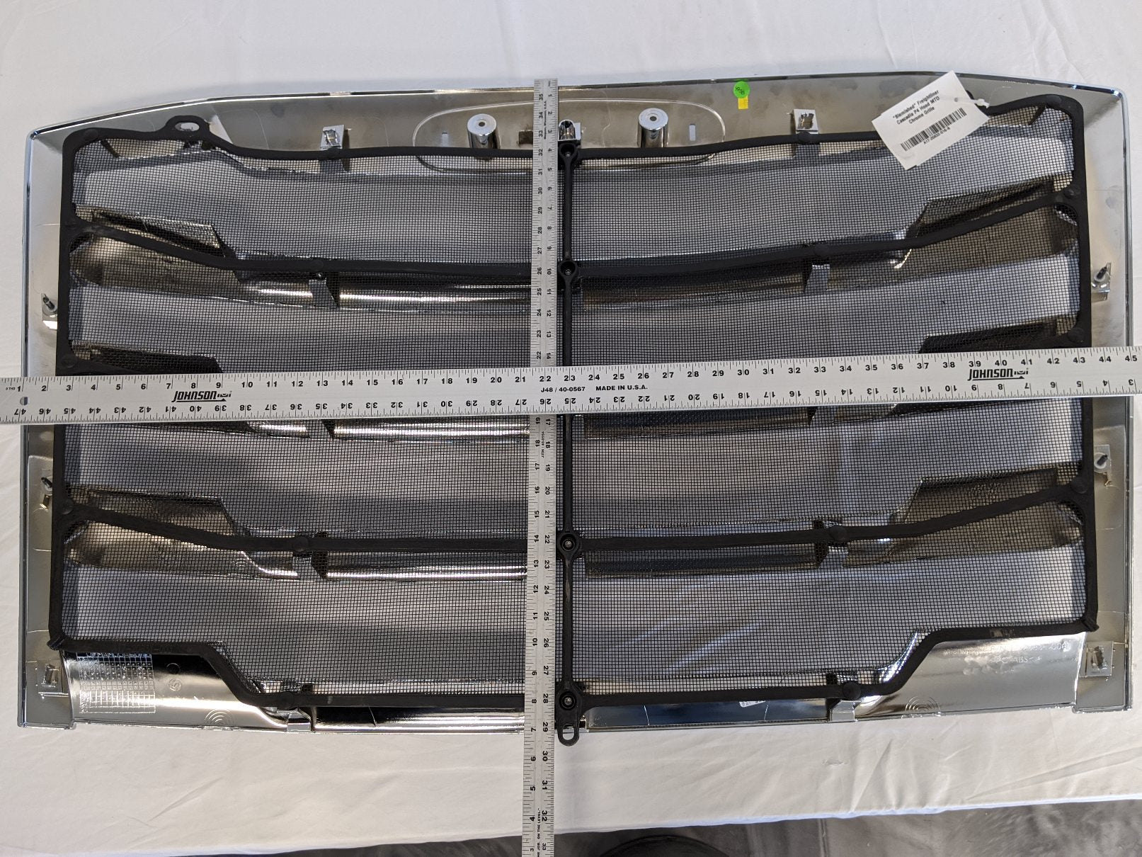 Freightliner Cascadia P4 Hood MTD Chrome Grille - P/N A17