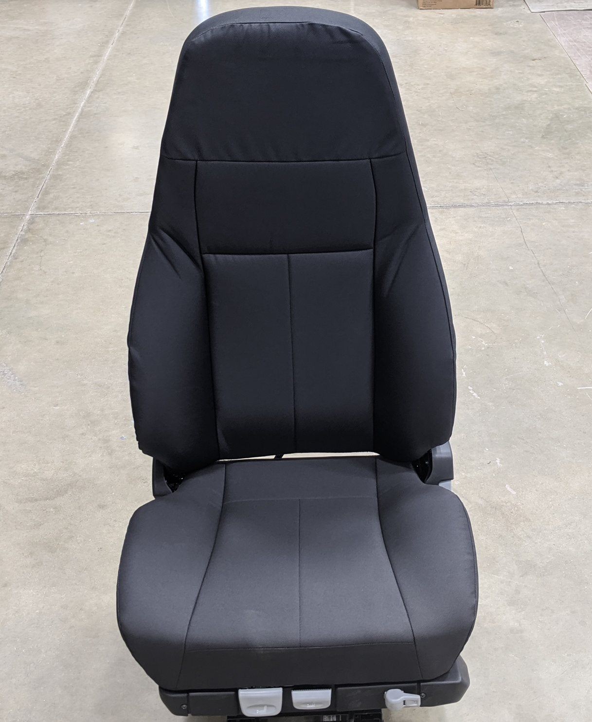 Freightliner Elite Black No Arm Rest 1 Lumbar Air Ride Seat - P/N C27-00100-288 (9117305864508)