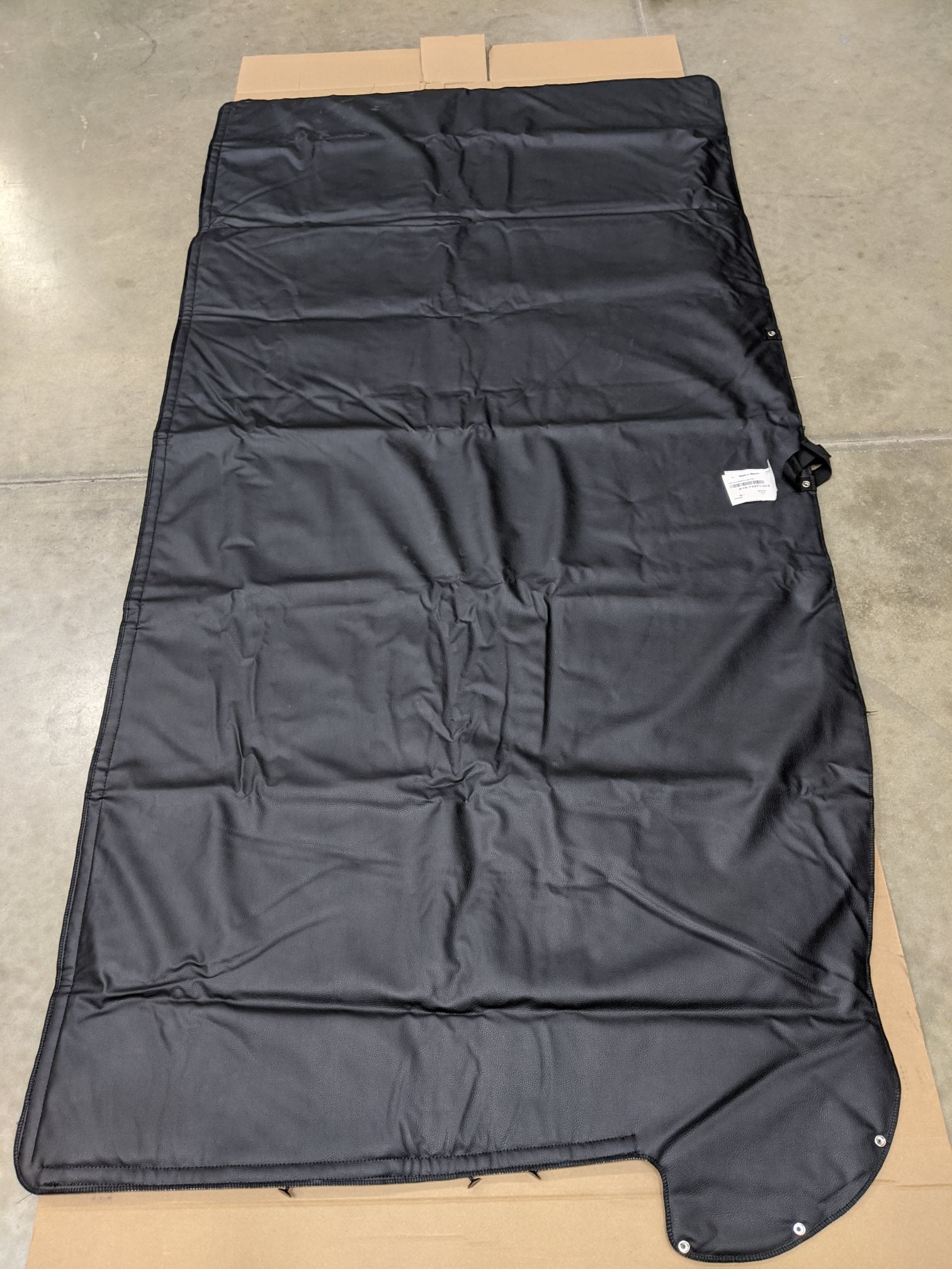 Freightliner RH Insulated Sleeper/Bunk Curtain - P/N A18-73371-003 (9141821112636)