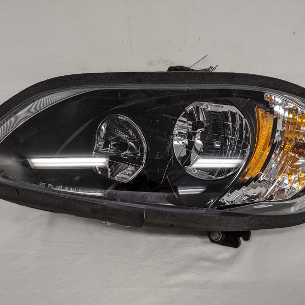 パーツ M2 Automann 564.46038CRD Freightliner M2 / Thomas Bus LED