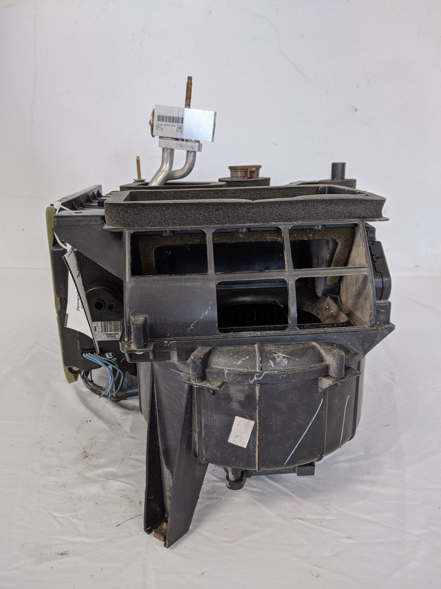 Damaged Freightliner M2 Cab HVAC Assembly  - P/N  A22-62757-003 (6728226635862)