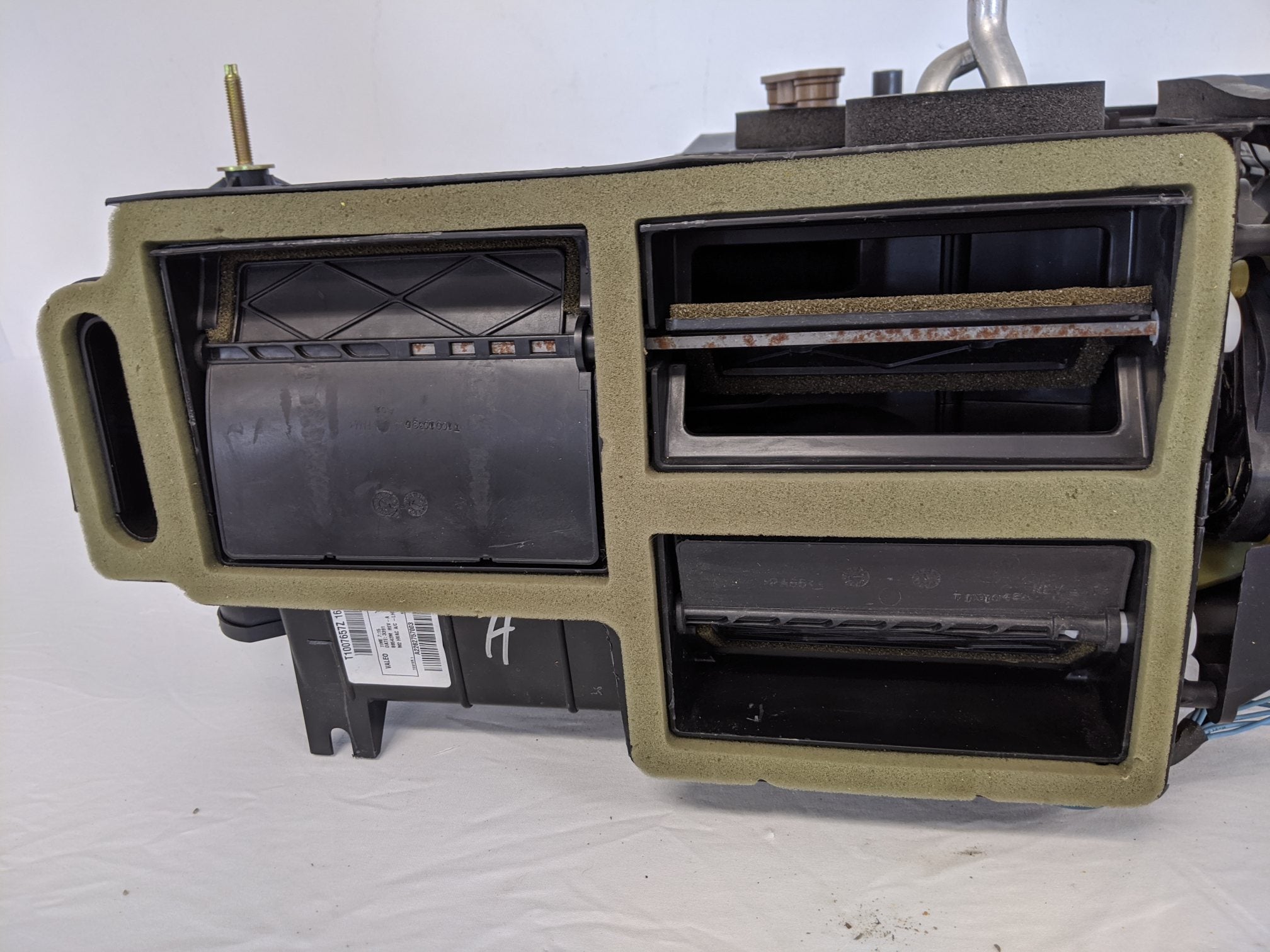 Freightliner M2 Cab HVAC Assembly - P/N A22-62757-003 (4017858904150)