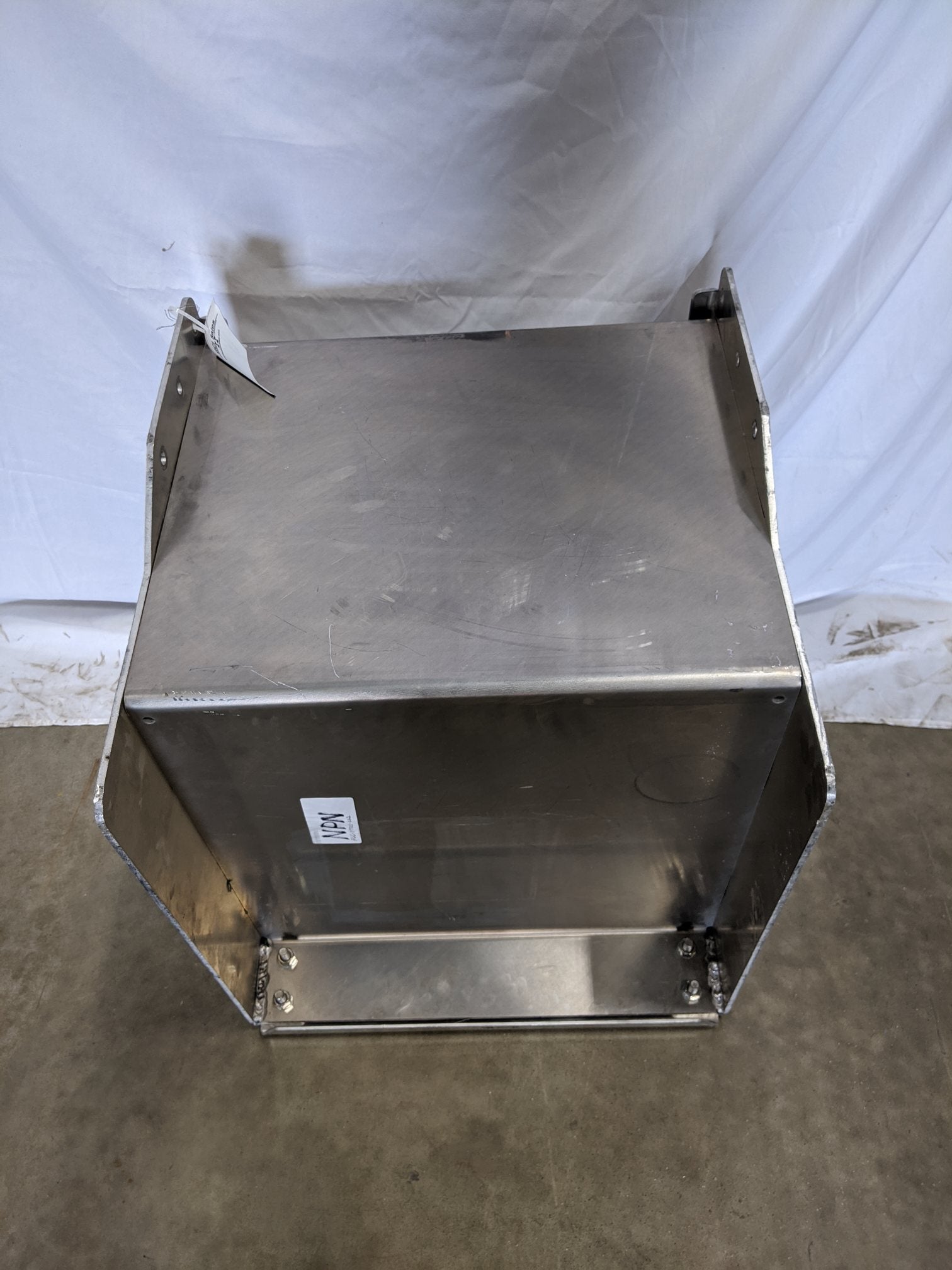 Used Freightliner Coronado 24" Polished Aluminum Tool Box - P/N A66-11720-222 (9701337956668)