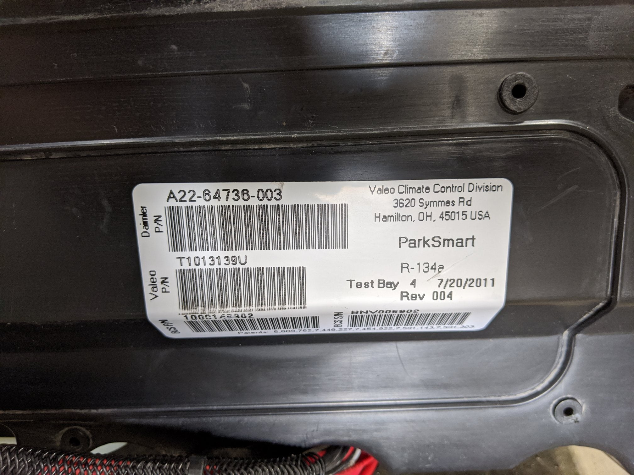 Used Freightliner Cascadia P3 Self Powered Dual HVAC Unit - P/N A22-64736-003 (9674001121596)