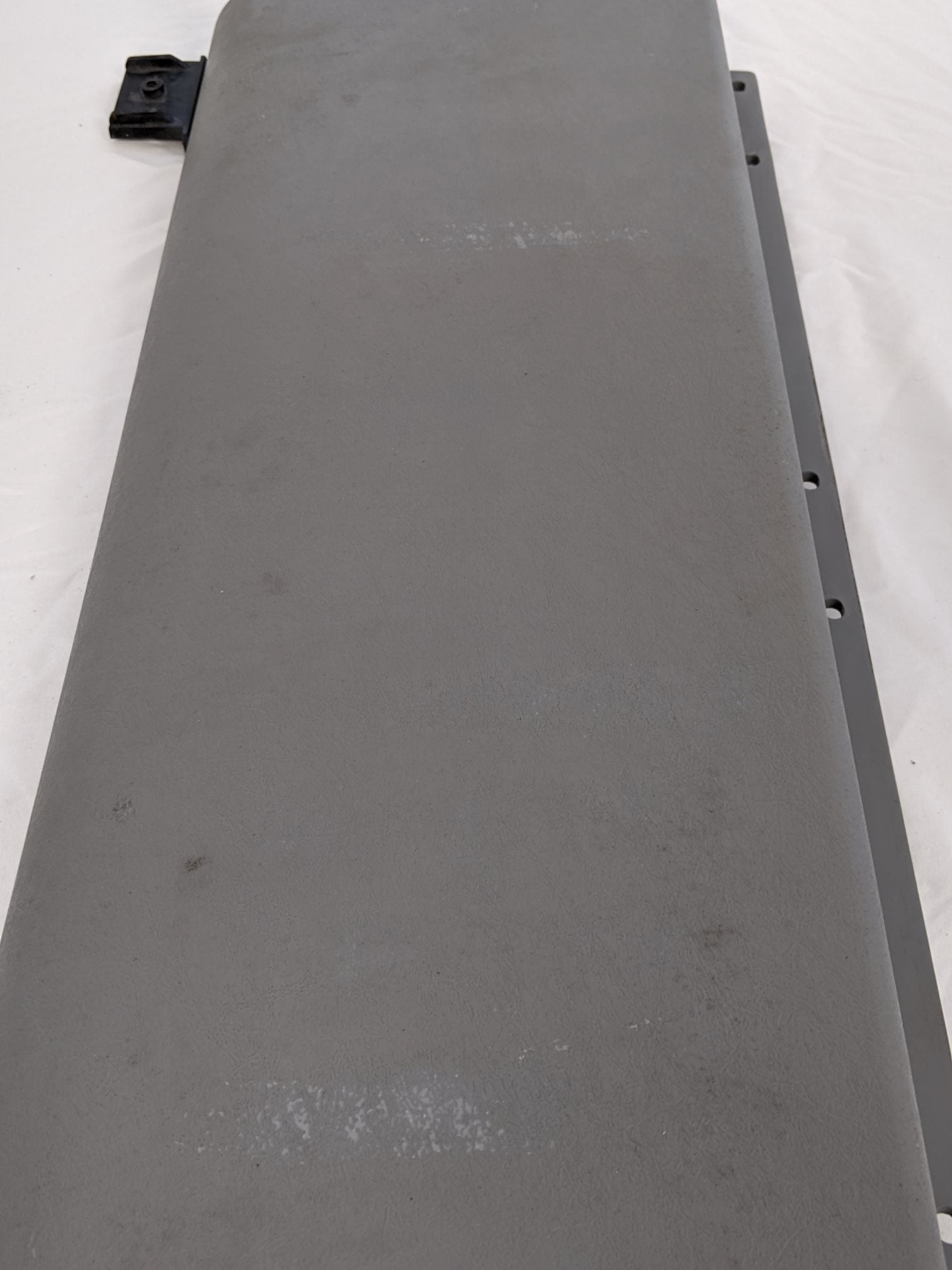 Used Freightliner Columbia Century 22" Gray Upper Cabinet Door -P/N 18-31610-001 (9727907332412)