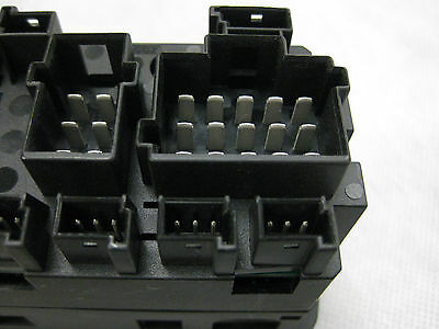 Freightliner Hazard Switch Module  P/N  A06-60972-008 (3939708534870)