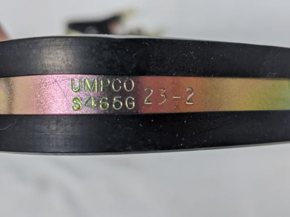 Umpco *Lot of 10 * 1 3/8" Cushioned Steel Loop Clamp - P/N  S465G23-2 (6707141705814)