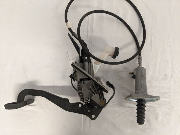 Used Wabco 194 MM Hydraulic Clutch Pedal - A02-13074-007 (9580126110012)