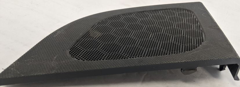 Used Freightliner Cascadia RH Door Speaker Grill - P/N: 16915388 (3939505176662)