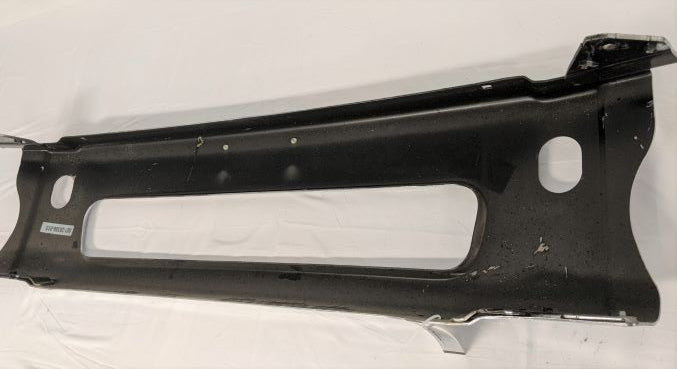 Used Freightliner M2 Chrome Center Bumper w/ LP Mount - P/N  A21-28386-015 (6724609343574)