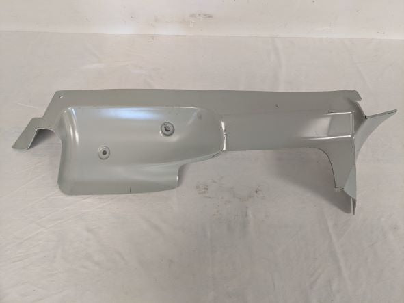 Damaged Freightliner Right Hand Side Cowl Panel - 18-67630-001 (9580368789820)