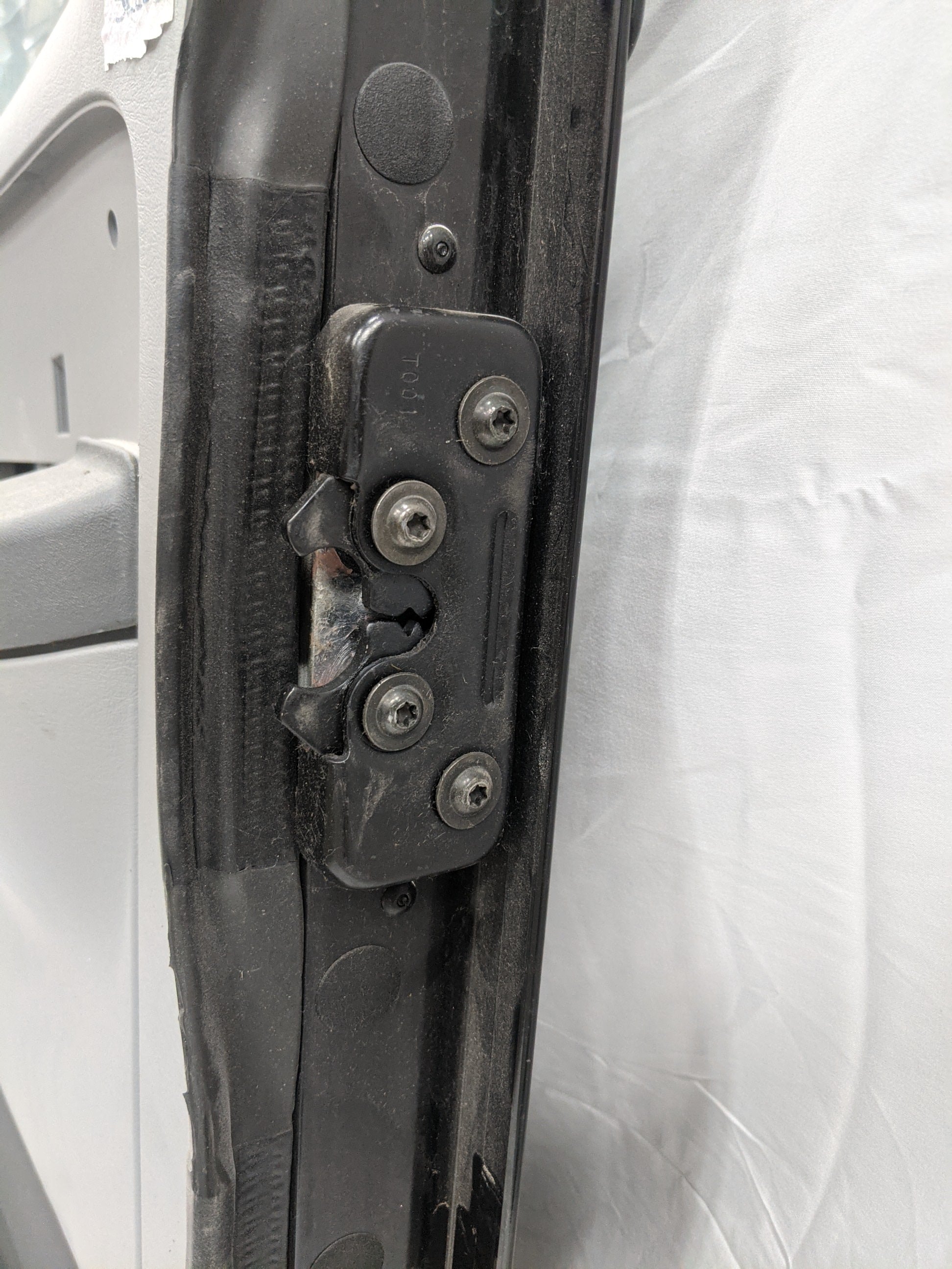 Used Freightliner Columbia/Coronado RH Door Assembly - P/N  A18-52476-016 (8292982456636)