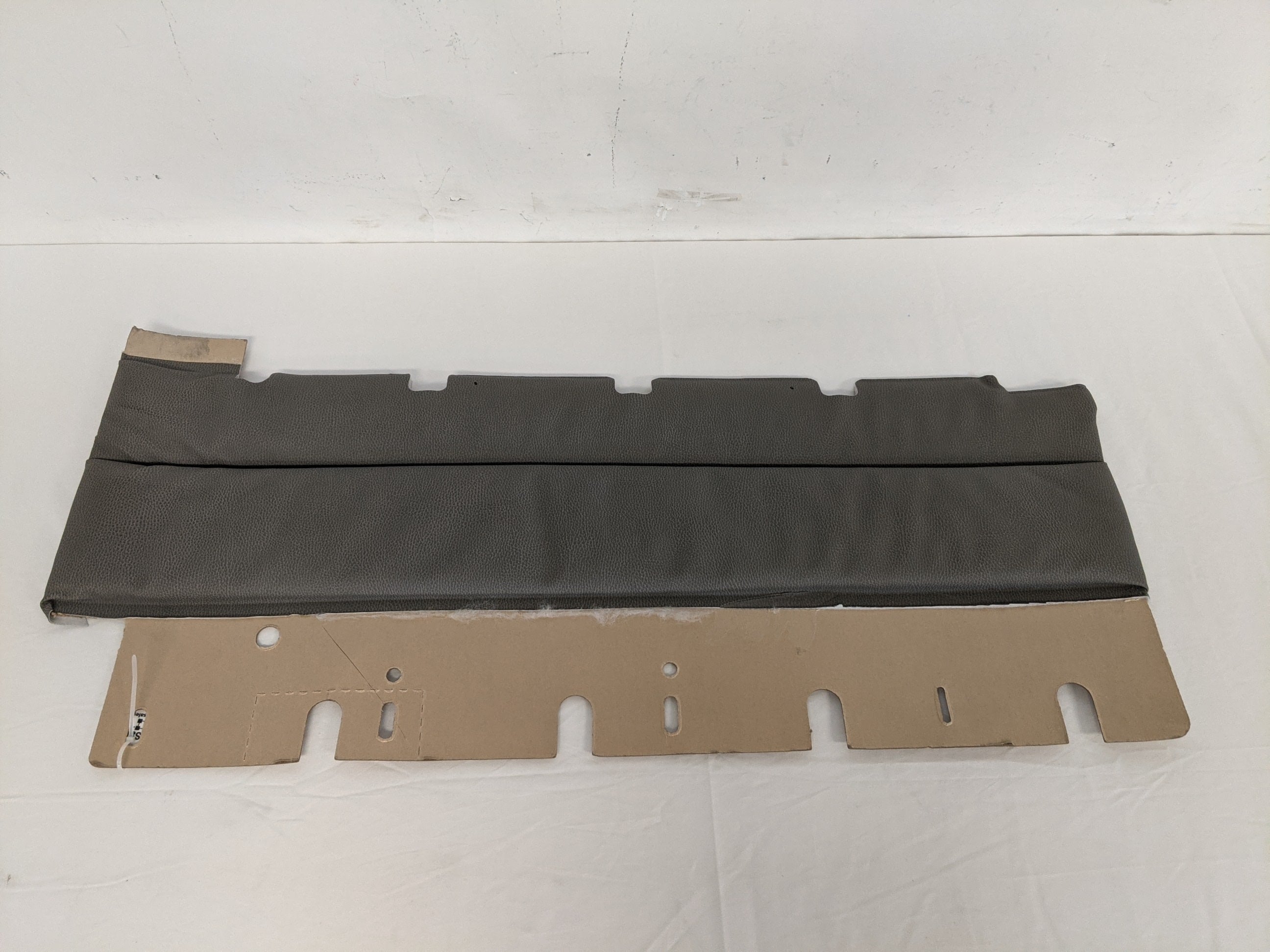 Freightliner RH Rear Compartment Window Trim - P/N  A18-71917-903 (8299171545404)