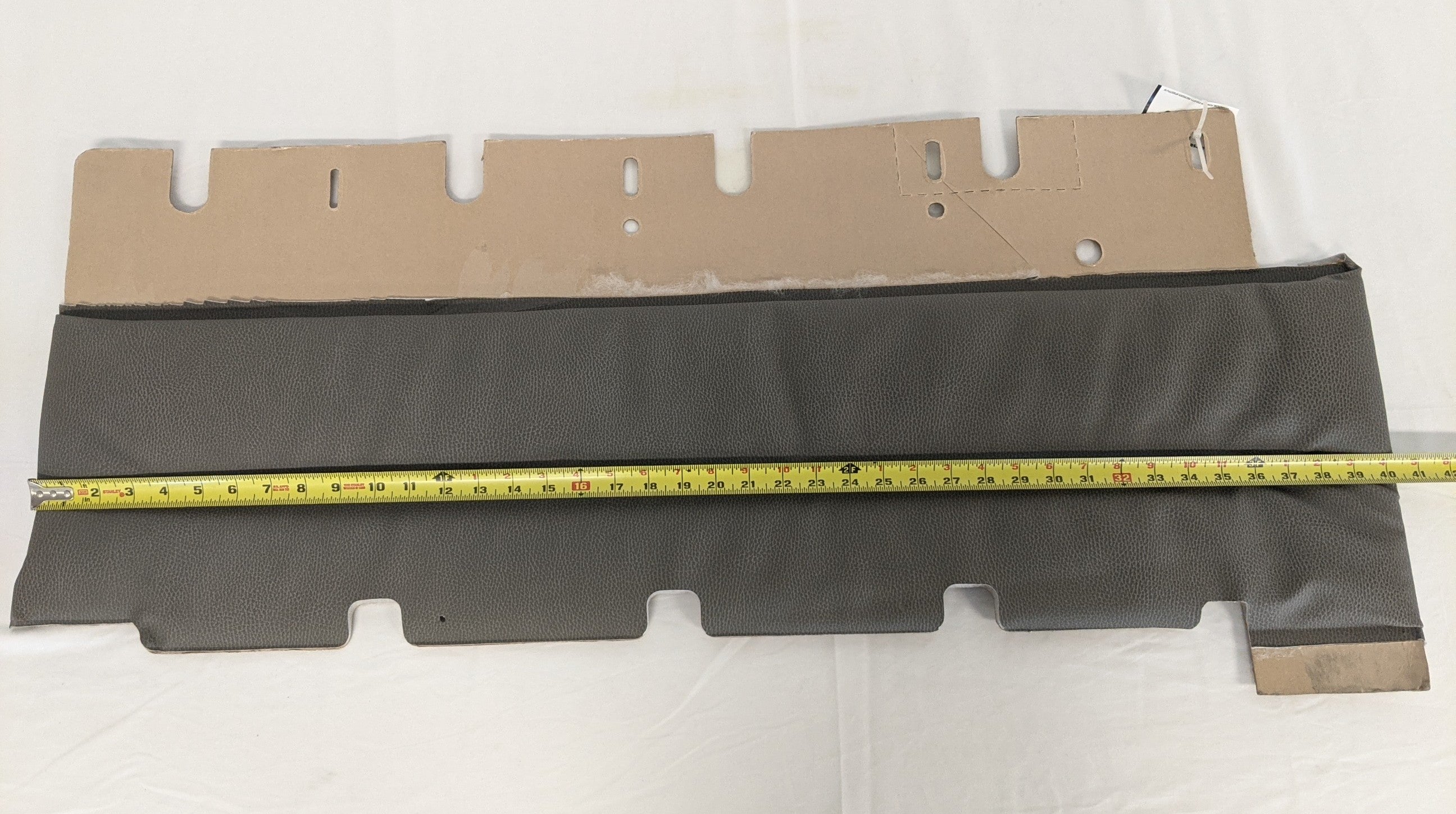 Freightliner RH Rear Compartment Window Trim - P/N  A18-71917-903 (8299171545404)