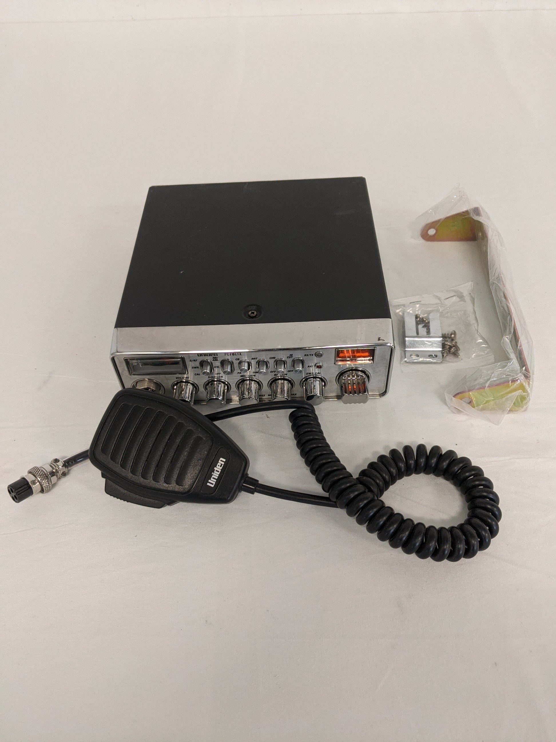 Used Uniden 40 Channel CB Radio w/ Accessories - P/N  PC78LTX (8310181822780)