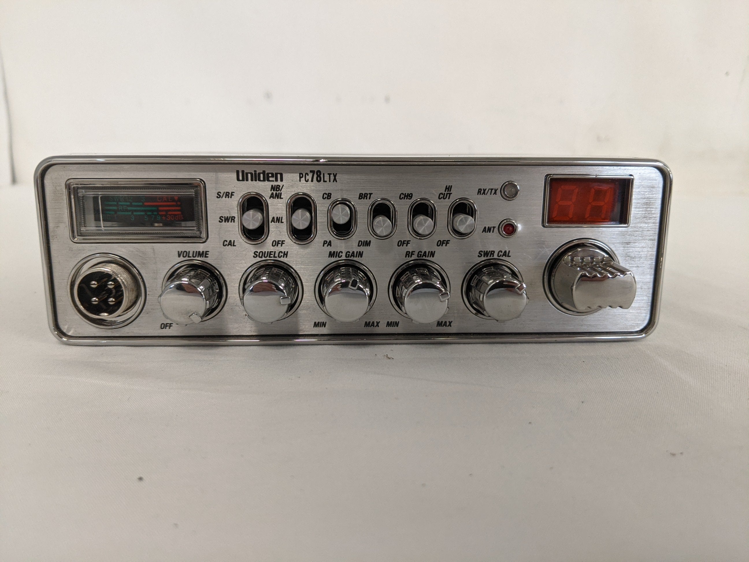 Used Uniden 40 Channel CB Radio w/ Accessories - P/N  PC78LTX (8310181822780)