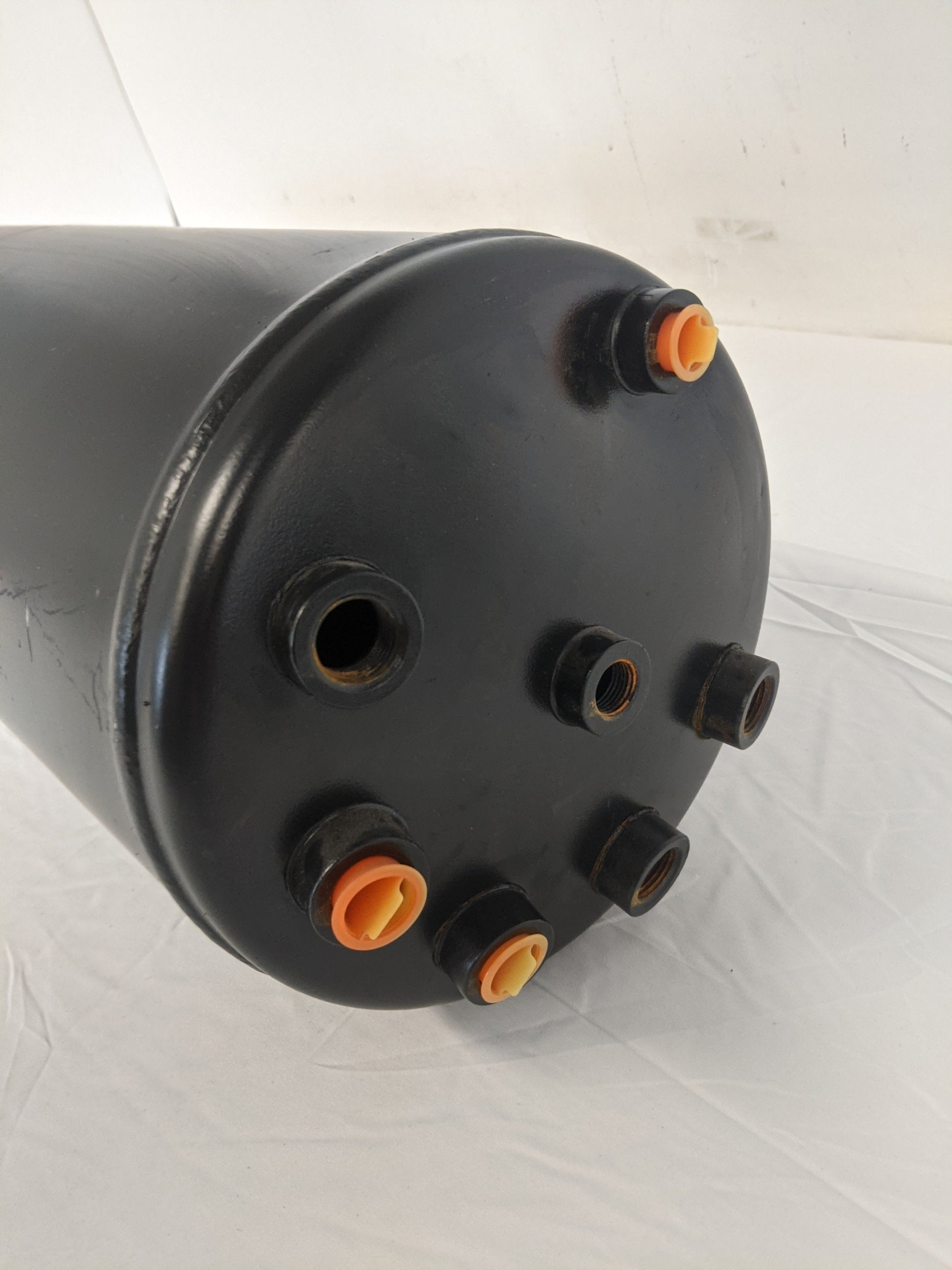 Freightliner Black Steel Split Air Tank - P/N 12-22425-000