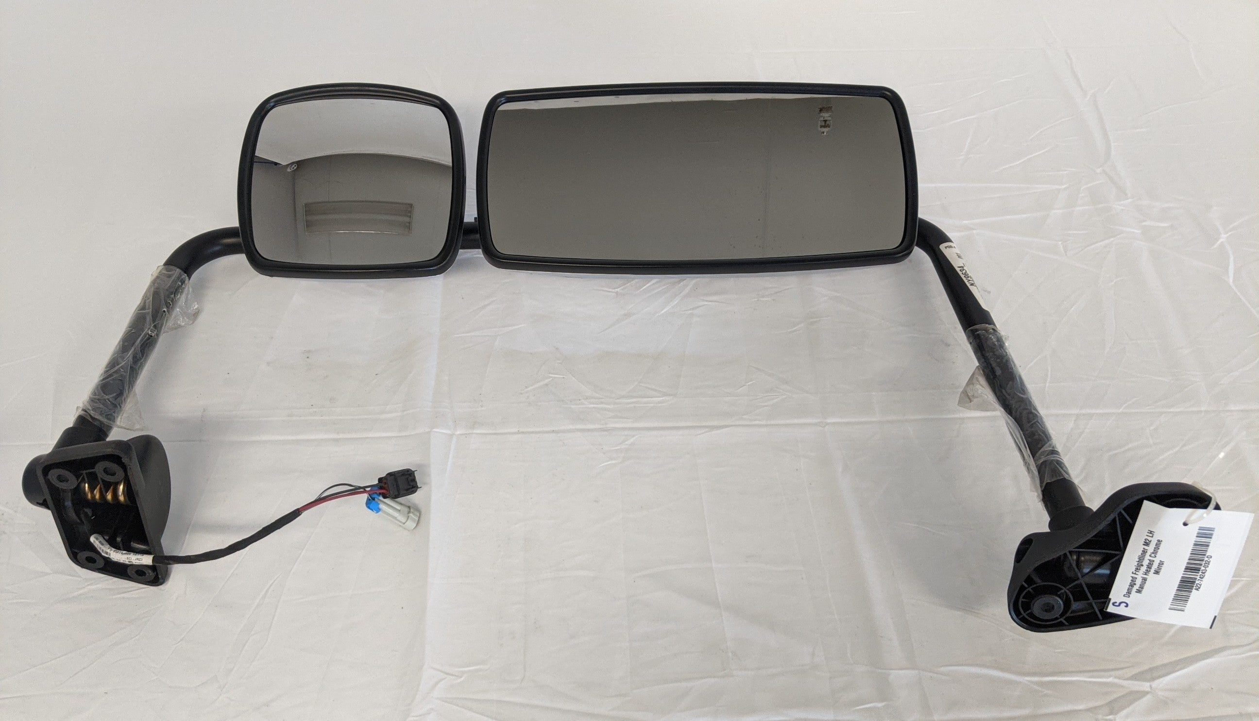 Damaged Freightliner M2 LH Manual Heated Chrome Mirror - P/N  A22-74243-032 (8336619503932)