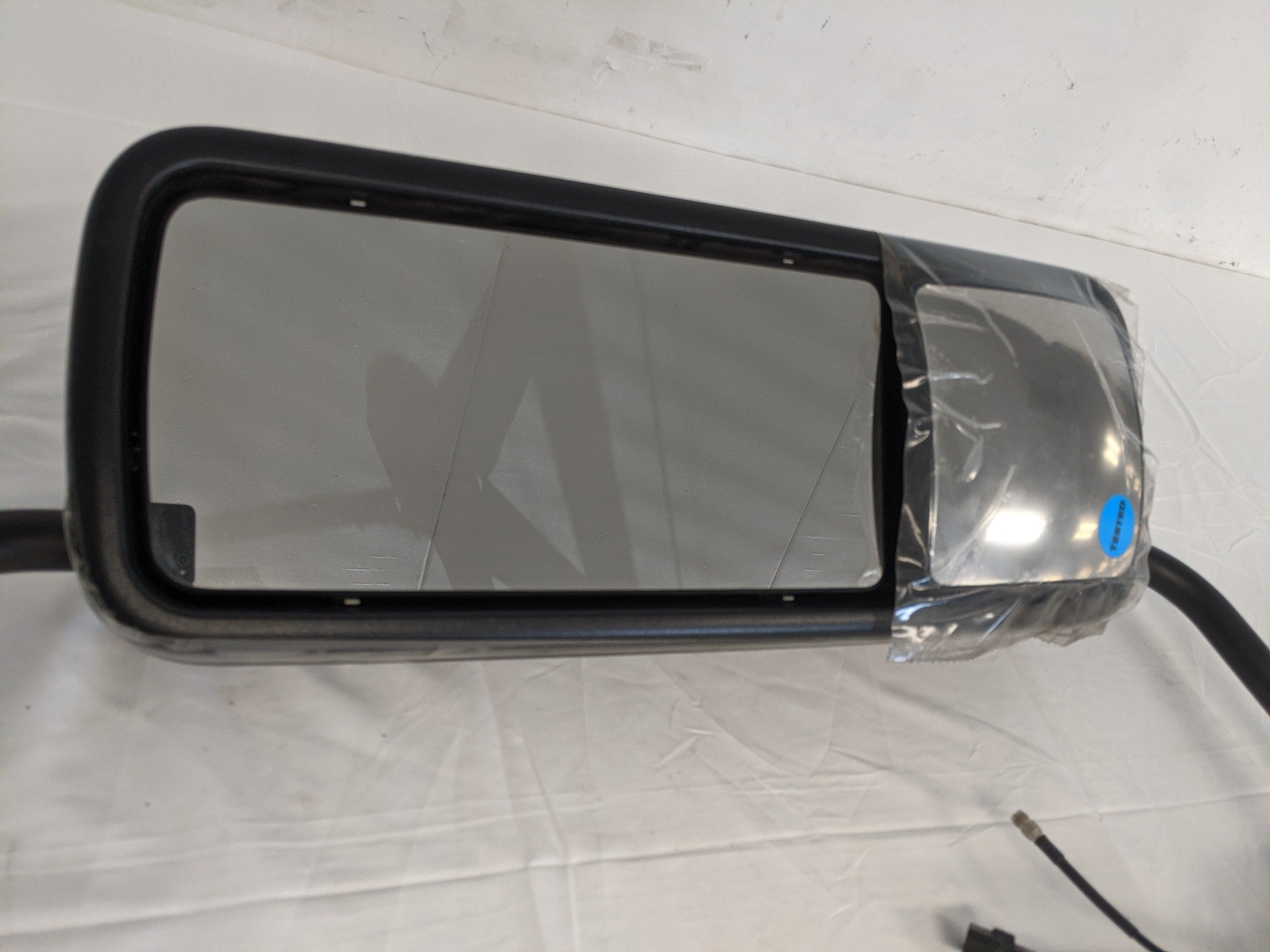 Freightliner Columbia RH Black Heated Remote Primary Mirror - P/N A22-