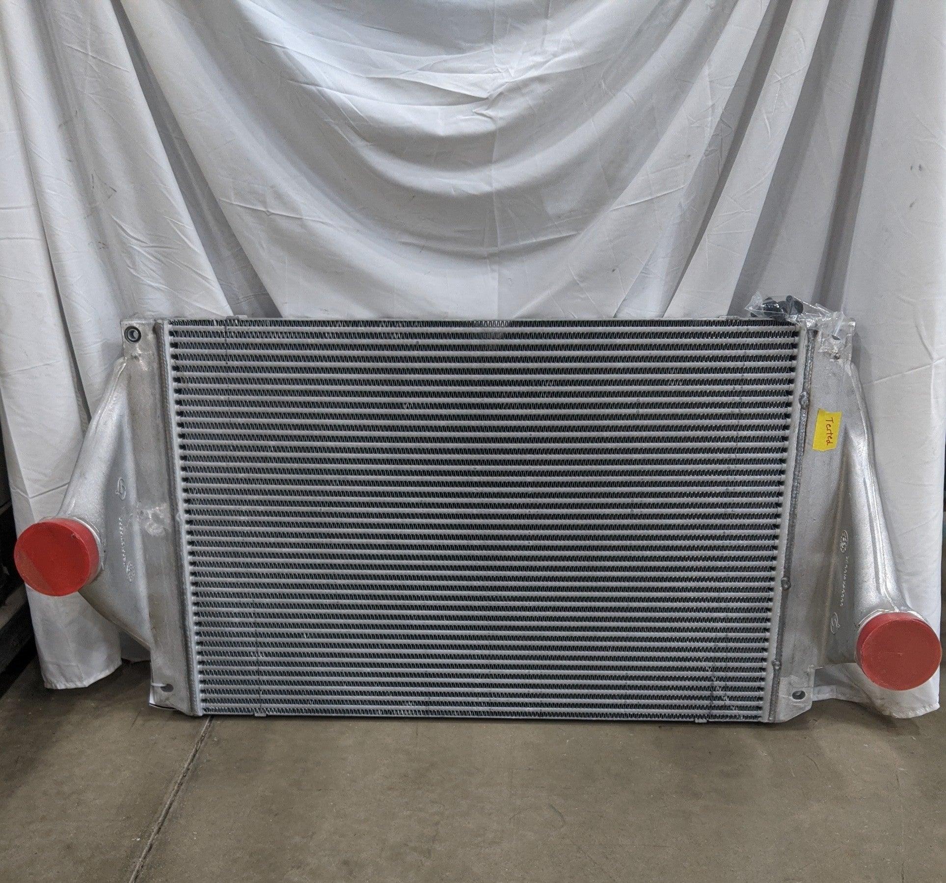 Freightliner 114SD 25¾ x 37¾" Radiator Charge Air Cooler - P/N  05-30987-002 (8434840502588)