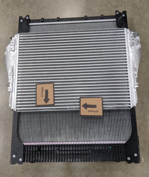 Used Freightliner M2 34" x 30 5/8" Radiator & 28¾" x 22" CAC -P/N  A05-30696-003 (8396327223612)