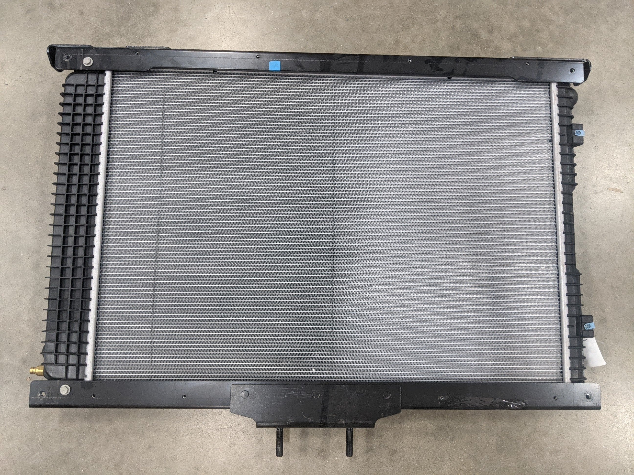 Freightliner Housed Radiator Assembly - P/N  TXE 1004020A (9611533615420)