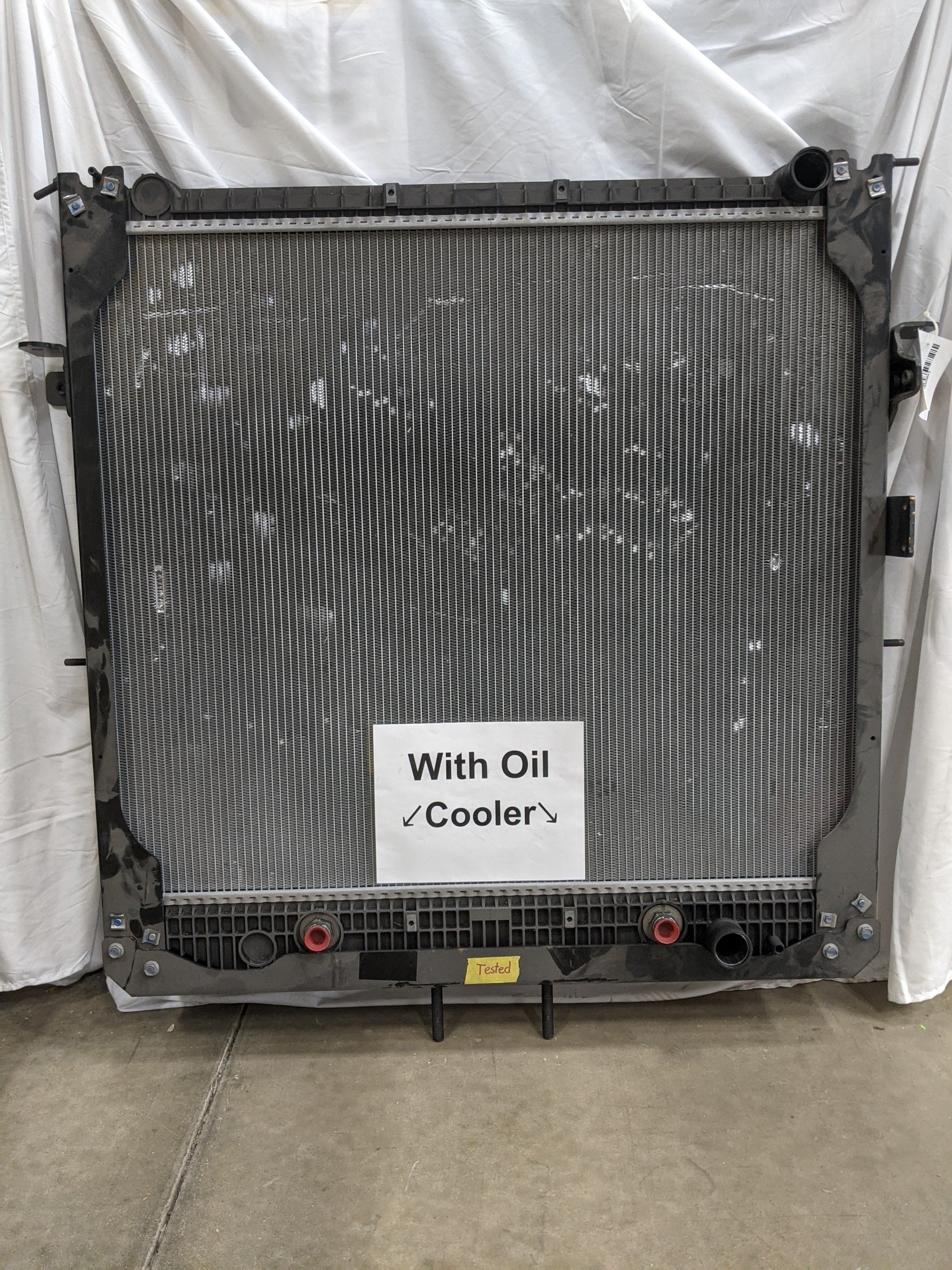 Used Freightliner 38 ¾" x 33 ¼" x 2" Radiator w/ Oil Cooler - P/N  CB322004 (8475762753852)