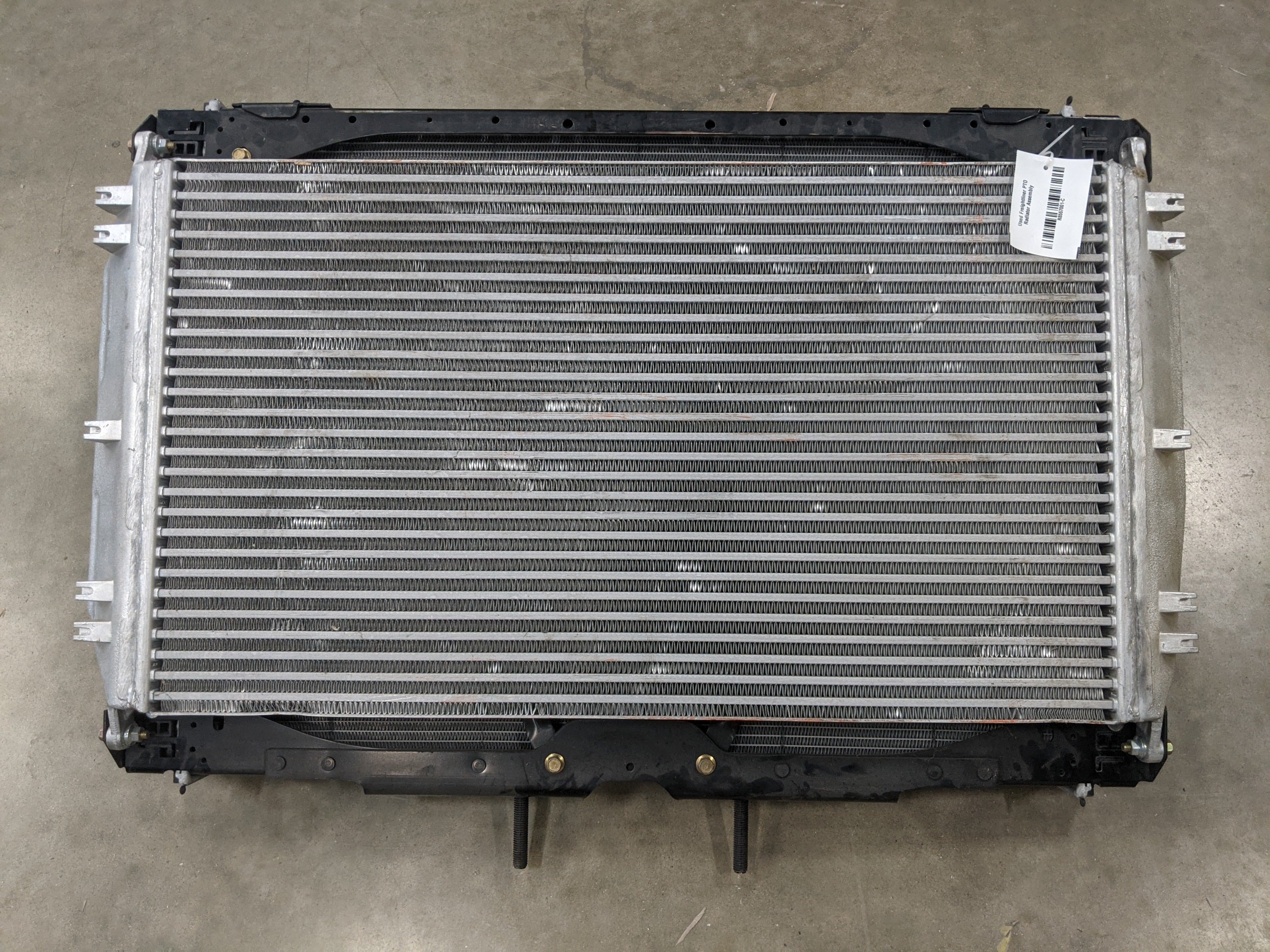 Used Freightliner PTO Radiator - R8557001 & CAC - R8572001 - P/N  A05-25995-002 (8475833139516)