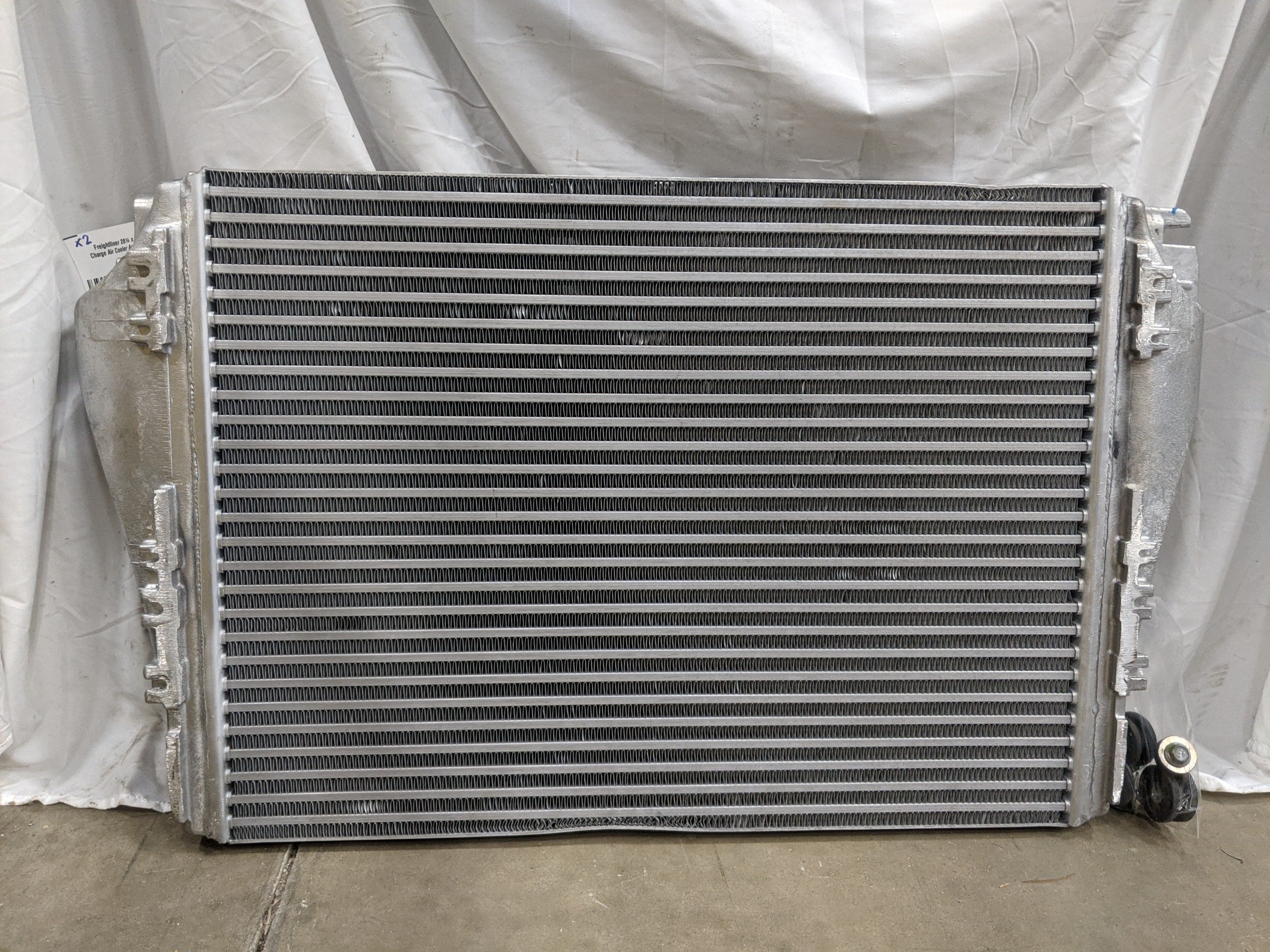 Freightliner 28¼ x 21¾" Charge Air Cooler Assembly - P/N  01-32211-000 (8425480454460)