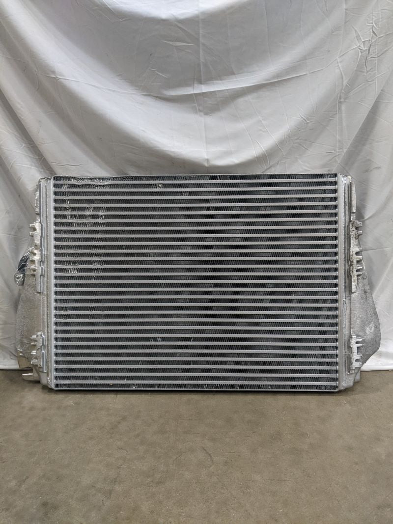 Freightliner 28 ¾" x 21 ½" Charge Air Cooler - 01-33030-000 (9609978183996)