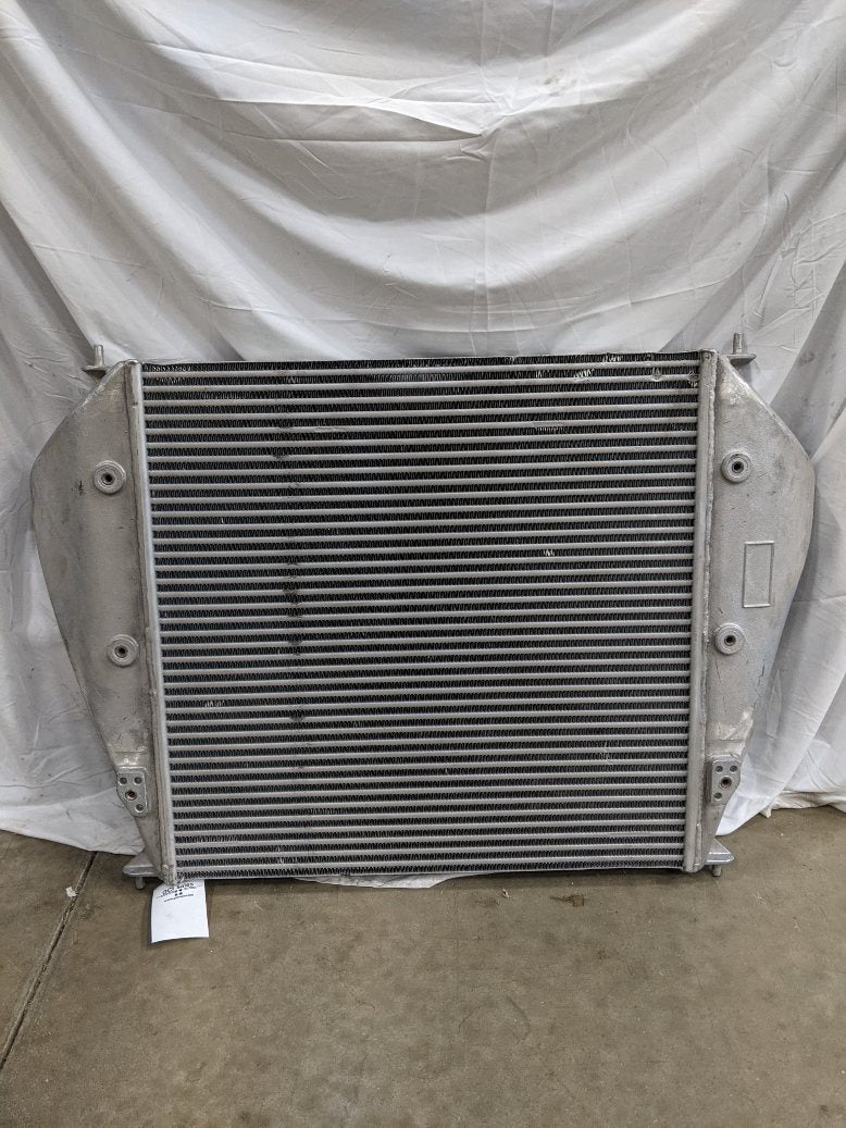 Damaged Thomas Built Bus TBB-HDX 27¼" x 27 1/8" Charge Air Cooler - P/N  1030439 (8678918586684)