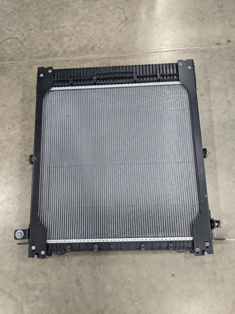 Freightliner M2 30½" x 29 5/8" Radiator Assembly - P/N: A05-30693-007 (8572772876604)