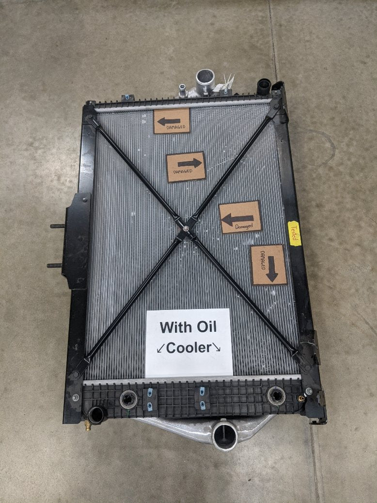 Damaged Freightliner Radiator - TXE1004020 & CAC - TXE1030489 - P/N 05-34532-003 (8618225467708)