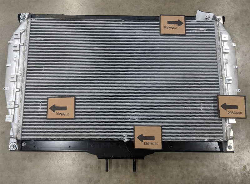 Damaged Freightliner Radiator - TXE1004020 & CAC - TXE1030489 - P/N 05-34532-003 (8618225467708)