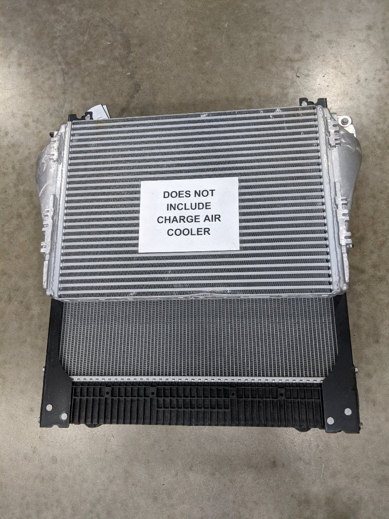 Damaged Freightliner M2 29 5/8" x 30½" Radiator Assembly - P/N  A05-30693-000 (8456114667836)