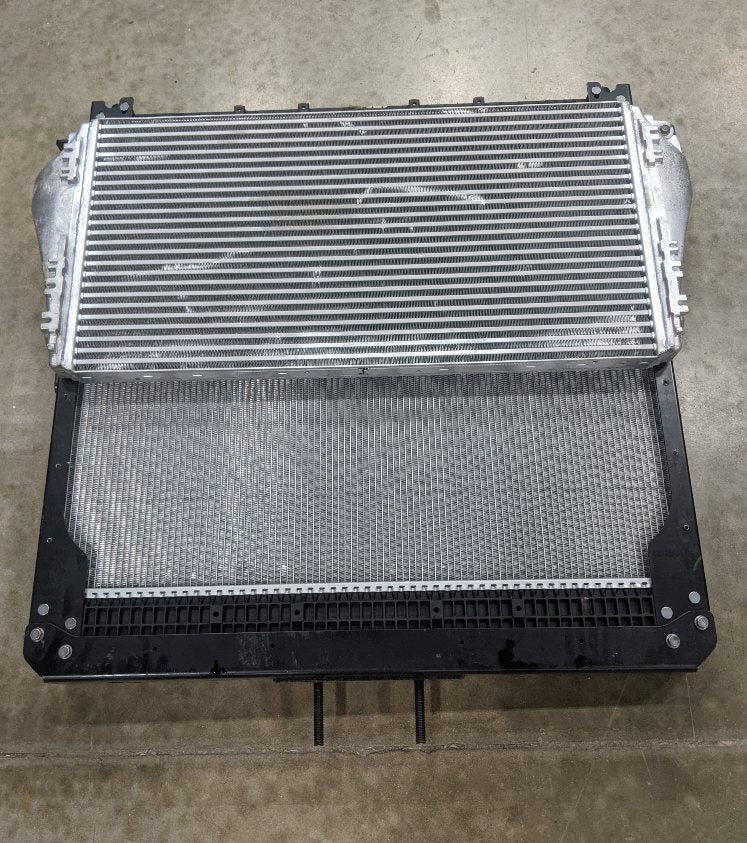 Damaged FTL / WST 38¾ x 33 3/8" Radiator & 36 ¾" x 19 ½" CAC P/N  A05-33907-001 (8475107426620)